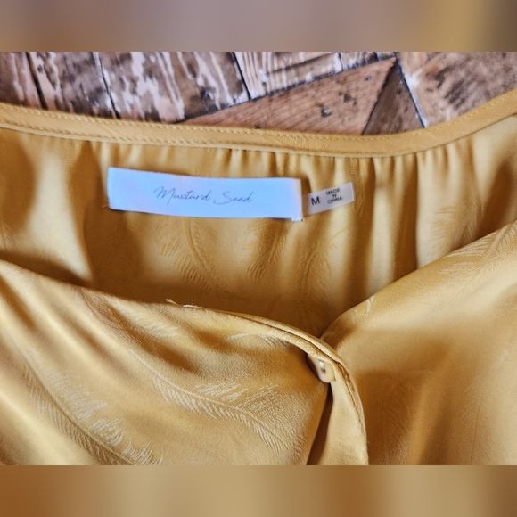 MUSTARD SEED blouse Size Medium Yellow Flowy Button Blouse - Picture 10 of 11